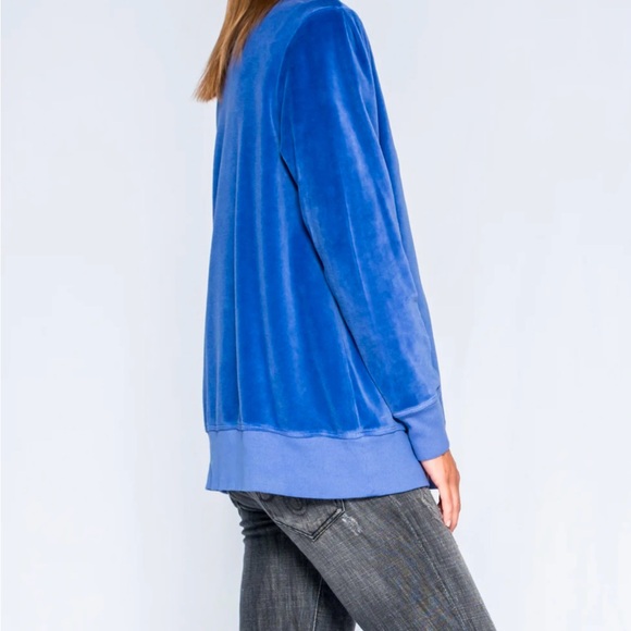 WILT Women’s Sz M Slouchy Femme Sleeve Velour Cardigan
SKU: W996191-COBALT-XS-C - Picture 3 of 6